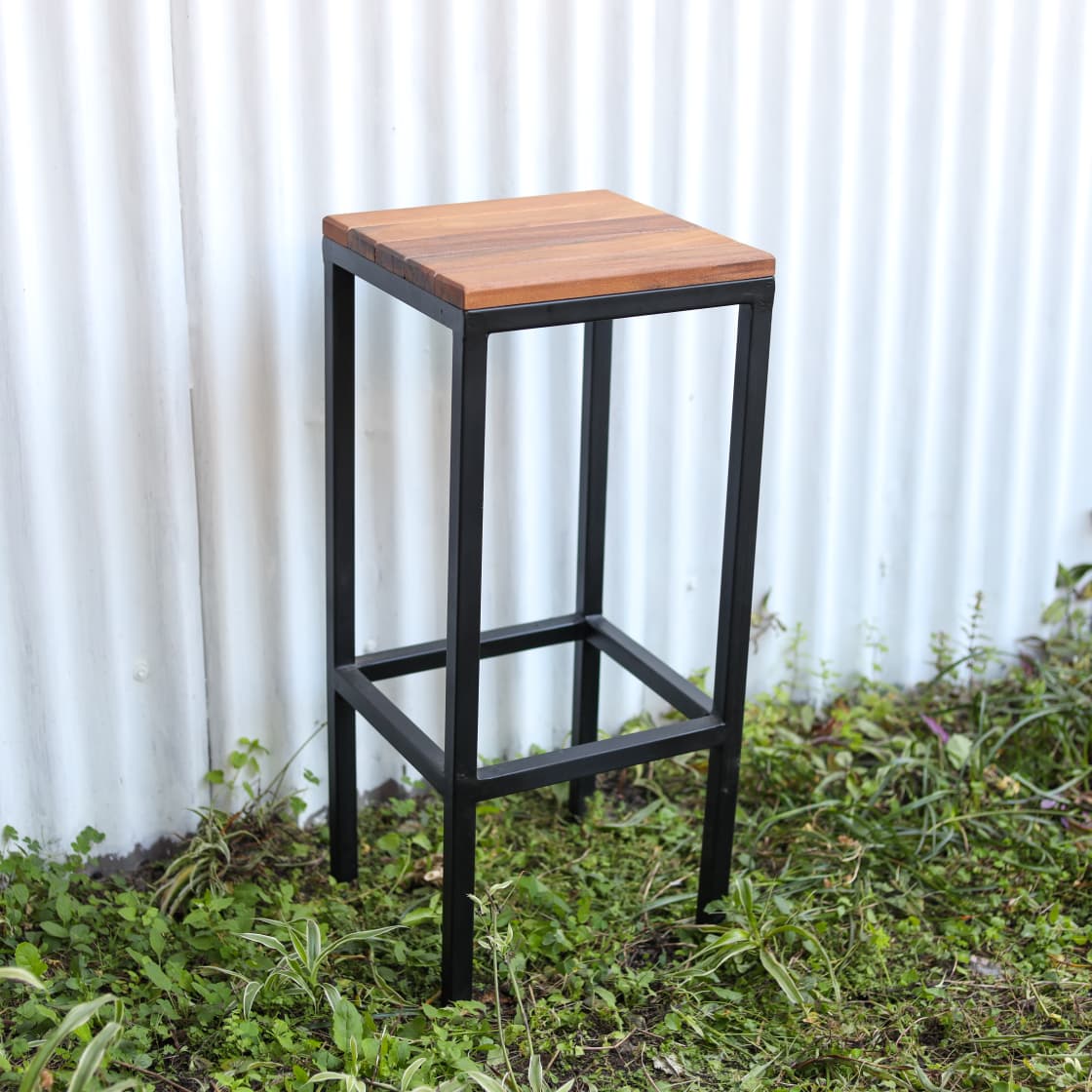 Tom Bar Stool